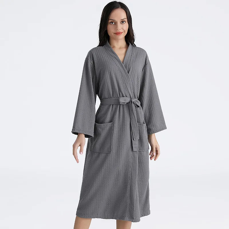 Peignoir_de_bain_homme_coton_brod_-mi-mollet-manche-longue-blanc-hiver-gris-femme