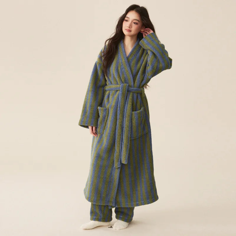Peignoir_bain_de_mousse_raye-Peignoir et pantalon tricot-flanelle polyester-acrylique-doux-confortable-moelleux-absorbant-printemps-épais-hiver-automne-vert-jaune