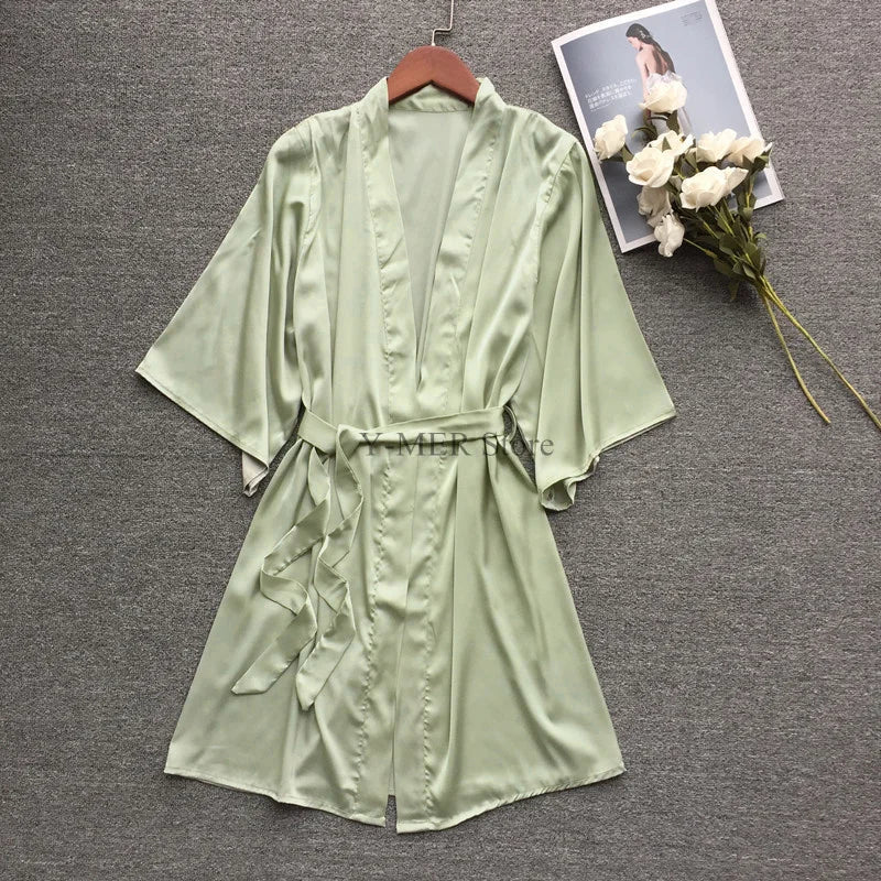 Peignoir_blanc_de_bain_femme-Satin_fausse_soie-coupe_mi-mollet-manche_trois_quarts-col_V-léger-motif_uni-doux-confortable-été-moelleux-absorbant-printemps-vert olive