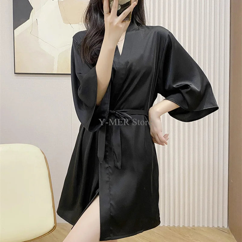 Peignoir_blanc_de_bain_femme-Satin fausse soie-coupe mi-mollet-manche trois quarts-col V-léger-motif uni-doux-confortable-moelleux-absorbant-été-printemps-noir