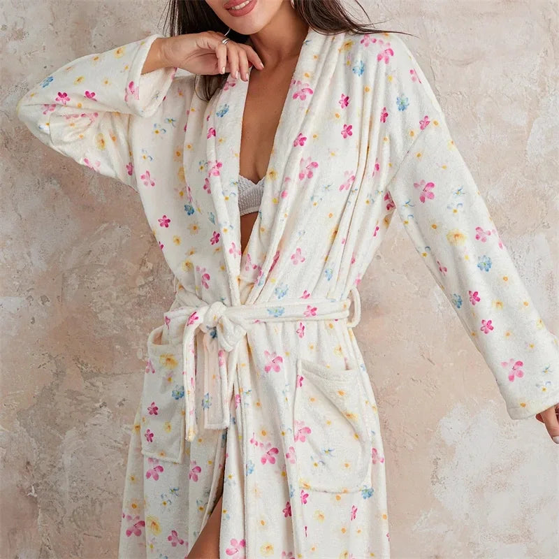 Peignoir_de_bain-Polyester_imprimé floral-manches_pleines-longueur_genou-col châle-mi-mollet-doux-confortable-absorbant-moelleux-printemps-automne-hiver-épais-blanc-rose