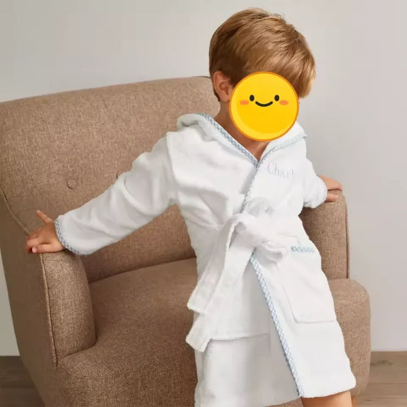 Peignoir_de_bain_2 a 3_ans-pur coton-avec capuche-manche longue-épais-mi-genou-personnalisable-bande rose-bande bleu-absorbant-doux-moelleux-confortable-éponge-printemps-automne-hiver-été-blanc bleu