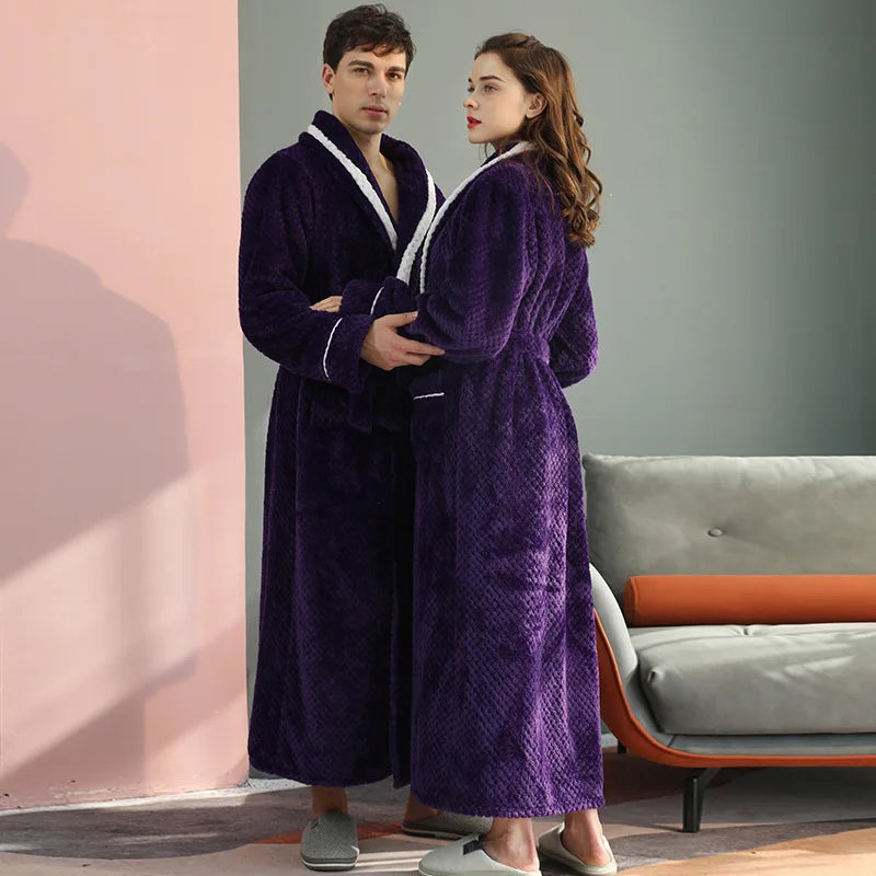 Peignoir_de_bain_adolescent_14_ans-col rabattu-bande blanche-manche longue-épais-longueur cheville-col chale-doux-moelleux-confortable-absorbant-printemps-automne-hiver-violet