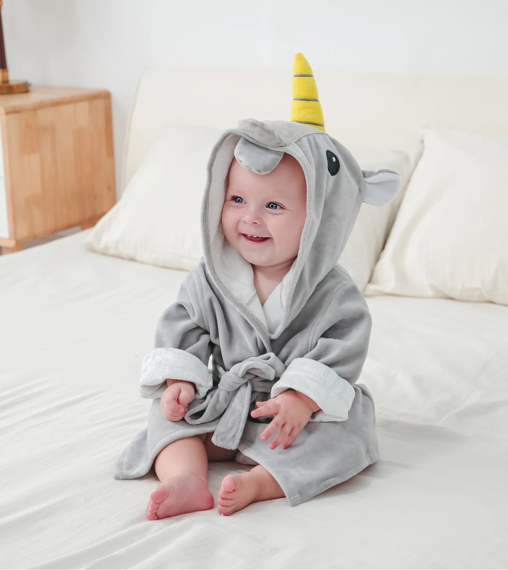 Peignoir_de_bain_bébé-garçon-Fibre_bambou-polyester-manches_3_4-motif_dessin-capuche_forme_animale-moelleux-doux-confortable-absorbant-printemps-automne-hiver-gris-jaune