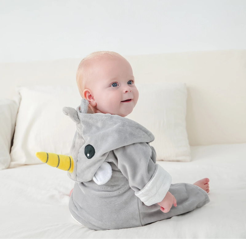 Peignoir_de_bain_bébé-garçon-Fibre bambou-polyester-manches 3/4-motif dessin-capuche forme animale-moelleux-doux-confortable-absorbant-printemps-automne-hiver-gris
