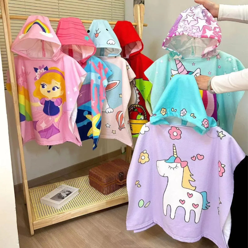 Peignoir_de_bain_bébé_plage-Microfibre fantaisie-capuche-sans manches-motif dessins animes-imprimés-été