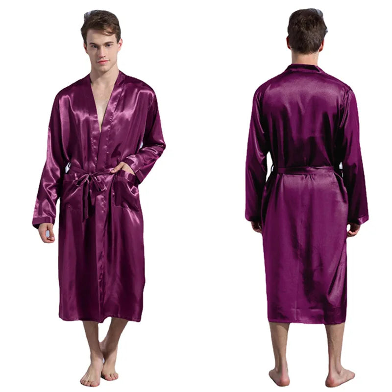 Peignoir_de_bain_blanc_homme-tricot-satin-polyester-col-V-manche-longue-épaisseur_normale-confortable-doux-moelleux-mi-mollet-motif_uni-absorbant-violet