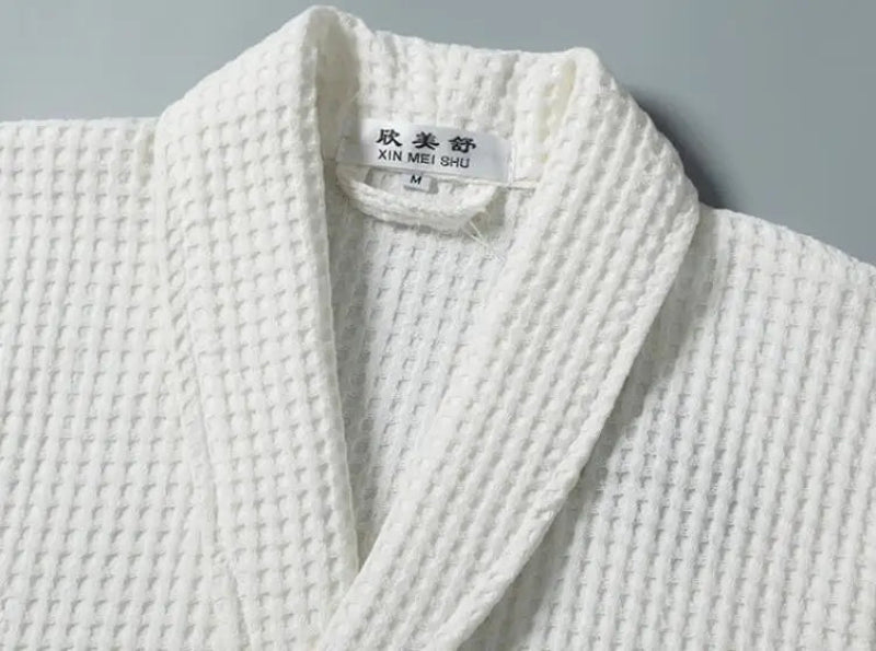 Peignoir de bain carre blanc-coton-tricoté-polyester-manche-longue-épais-mi-mollet-col-châle-doux-confortable-moelleux-printemps-automne-hiver-blanc