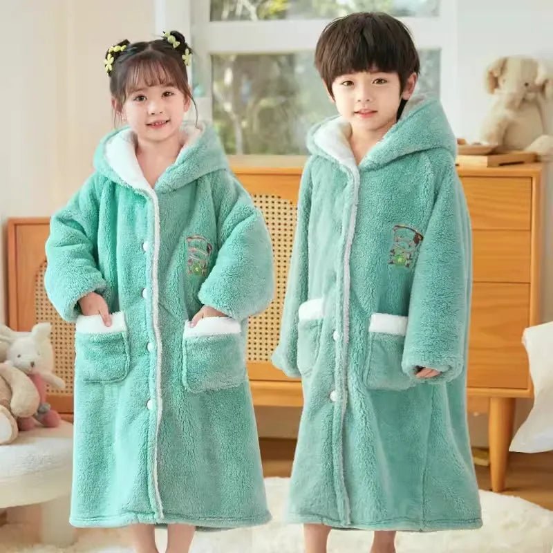 Peignoir_de_bain_eponge_boutons_enfant-flanelle-eponge-coton-boutonne-capuche-manche-longue-epais-mi-mollet-moelleux-confortable-printemps-hiver-automne-blanc-vert