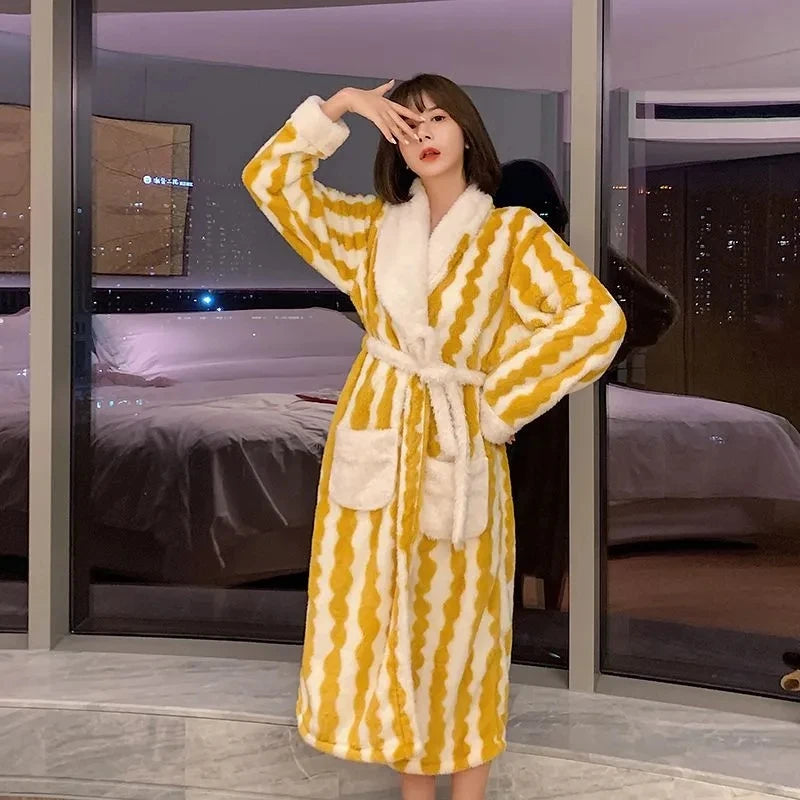 Peignoir de bain femme animal-velours-cotele-polyester-manche-longue-epais-absorbant-moelleux-confortable-longueur-cheville-col-chale-printemps-automne-hiver-jaune-or-blanc