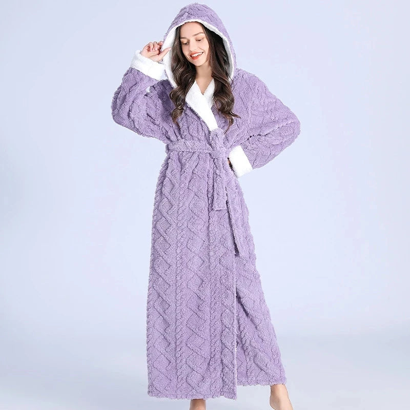 Peignoir_de_bain_femme_extra_long-flanelle-polyester-capuche-col-chale-manche-longue-epais-longueur-cheville-poche-laterale-moelleux-confortable-absorbant-hiver-violet-blanc
