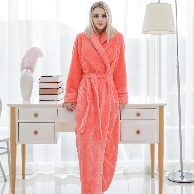 Peignoir_de_bain_femme_moderne-flanelle-col-chale-manche-longue-epais-manche-mi-mollet-hiver-moelleux-confortable-personnalisable-rose