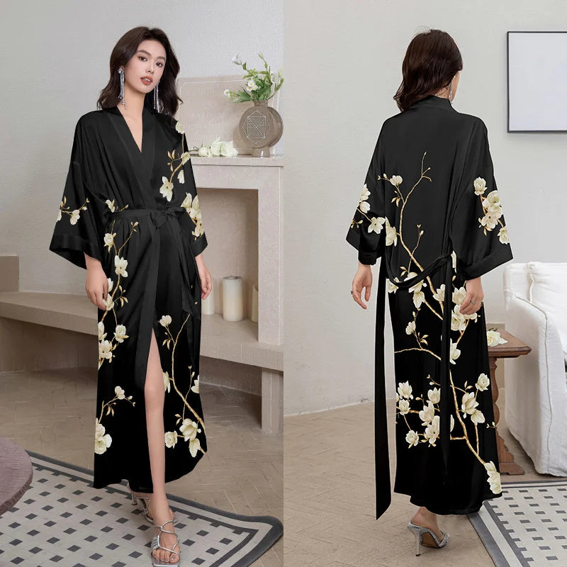 Peignoir de bain femme rose poudré-satin-polyester-manche-trois-quarts-ete-mi-mollet-motif-floral-printemps-noir
