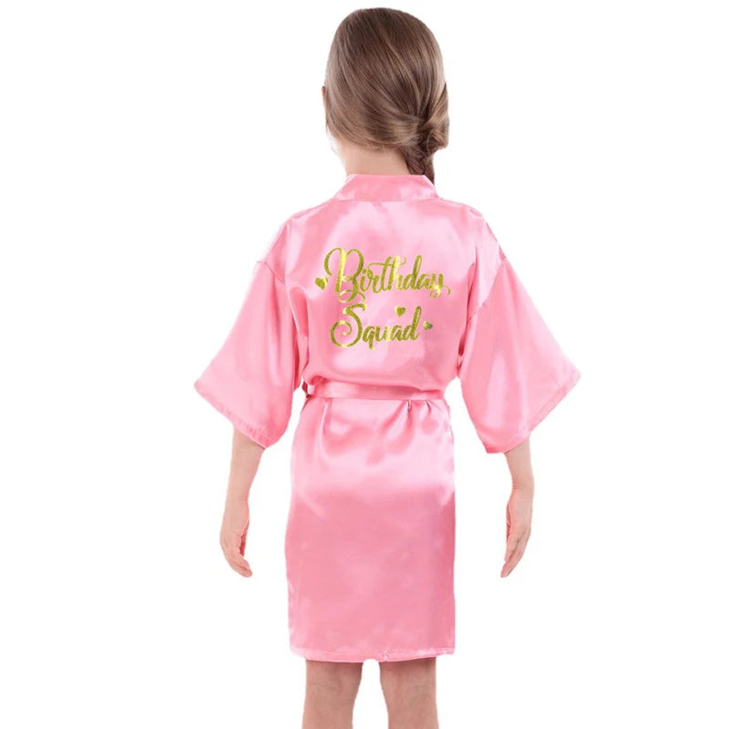 Peignoir de bain fille-polyester-satiné-personnalisé-manche-trois-quarts-mi-genou-ete-printemps-absorbant-rose-dragee