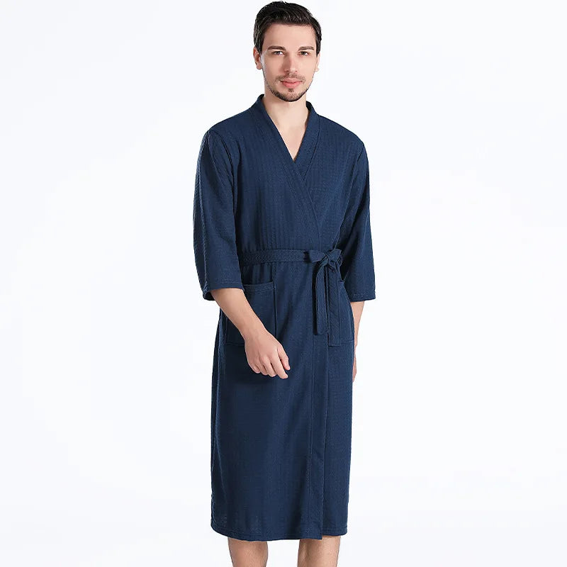 Peignoir_de_bain_homme_coton_brod_-mi-mollet-manche-longue-blanc-hiver-bleu-foncé